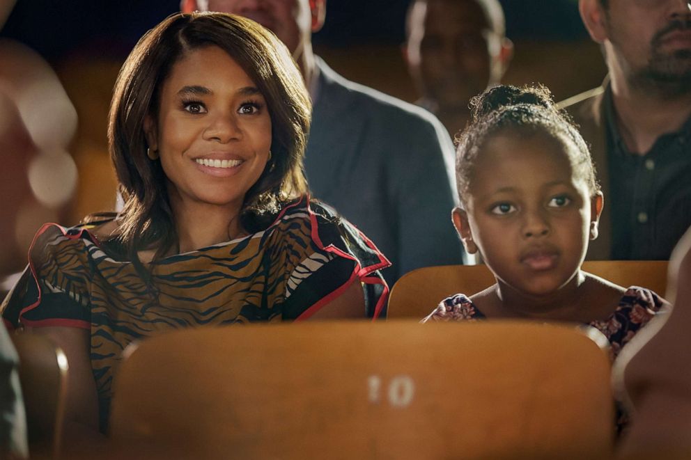 PHOTO: Regina Hall as Maya and Amentii Sledge as Ava in "Me Time," 2022.