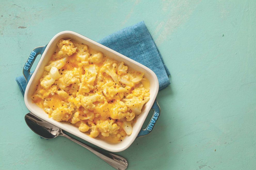 PHOTO: Keto-friendly cauliflower "mac" and cheese is a perfect Thanksgiving side.