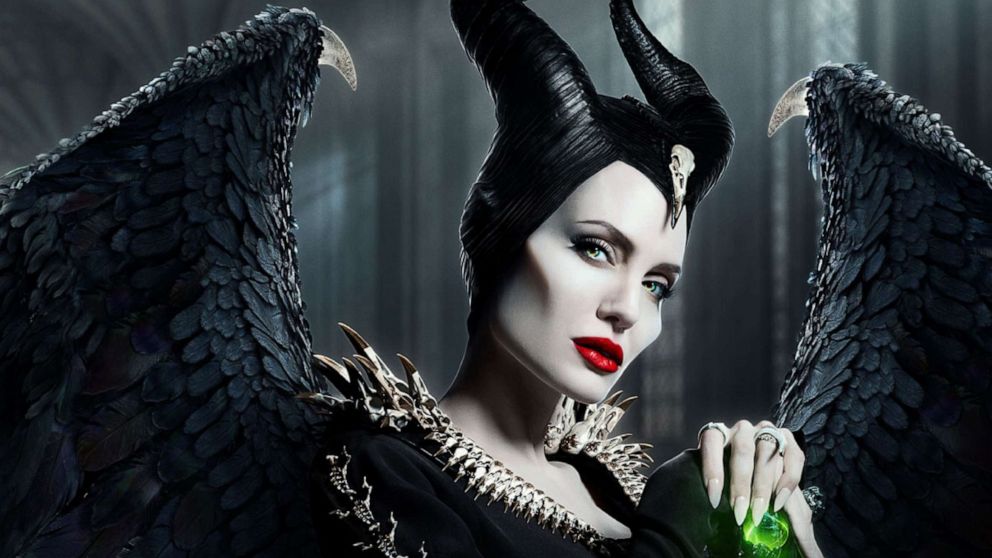 How To Get Angelina Jolies Maleficent Beauty Look For Halloween