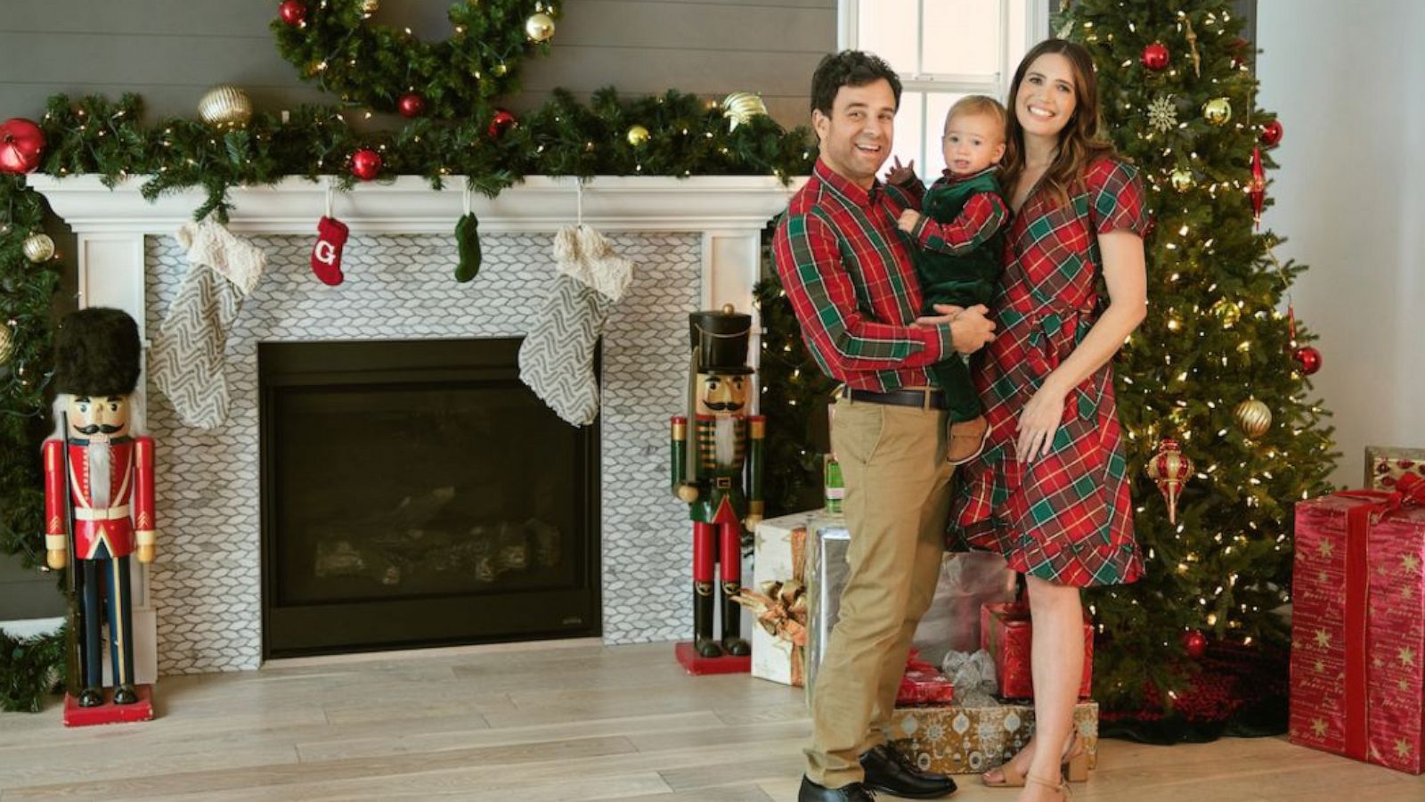 PHOTO: Gymboree teams up with actress, singer and philanthropist Mandy Moore for the holidays.