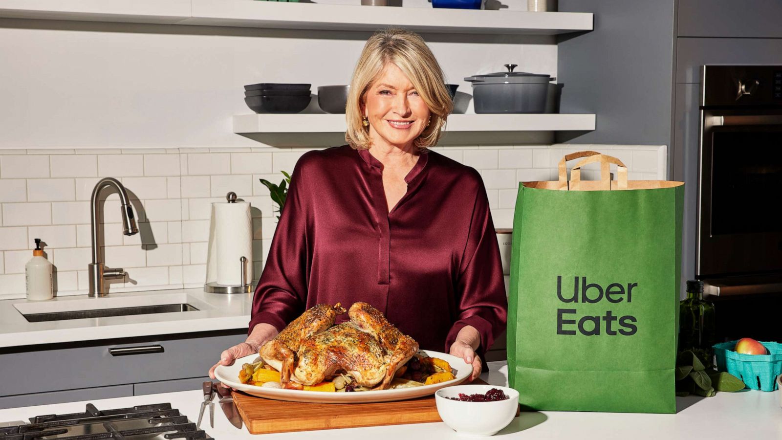 PHOTO: Martha Stewart with her exclusive Thanksgiving dishes with Grocery Aisles.