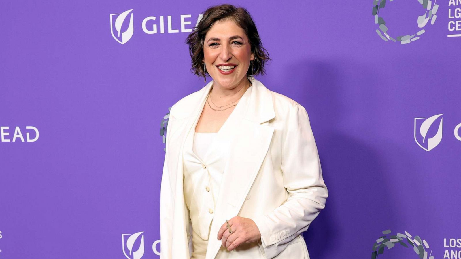 PHOTO: Mayim Bialik attends The Los Angeles LGBT Center Gala at Fairmont Century Plaza, April 22, 2023 in Los Angeles.