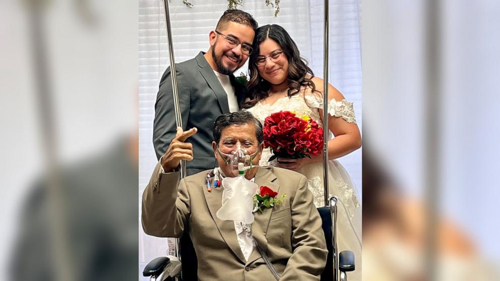 PHOTO: The medical intensive care unit staff at UMC Health System in Lubbock, Texas, helped arrange a last-minute wedding ceremony on Mar. 8, 2024, for Michelle Avila and Antonio Moreno.