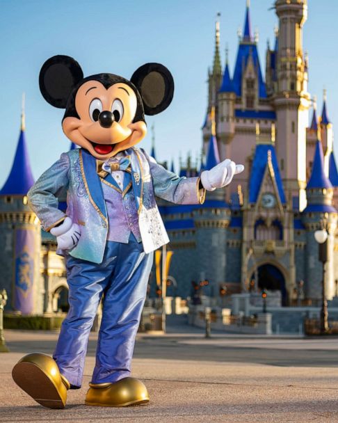 Walt Disney World to celebrate 50th anniversary with 18  display picture 1