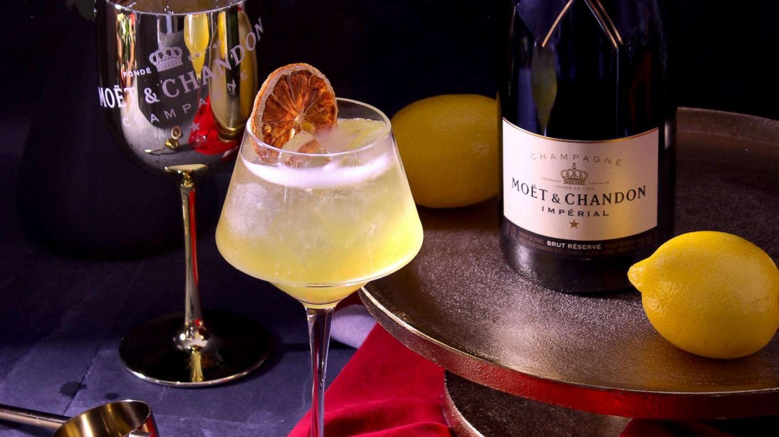 PHOTO: Moët & Chandon crafted an official cocktail for the Golden Globes.