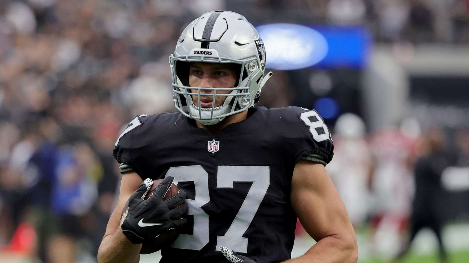 PHOTO: Foster Moreau #87 of the Las Vegas Raiders warms up before the game against the Arizona Cardinals at Allegiant Stadium, Sept. 18, 2022, in Las Vegas.