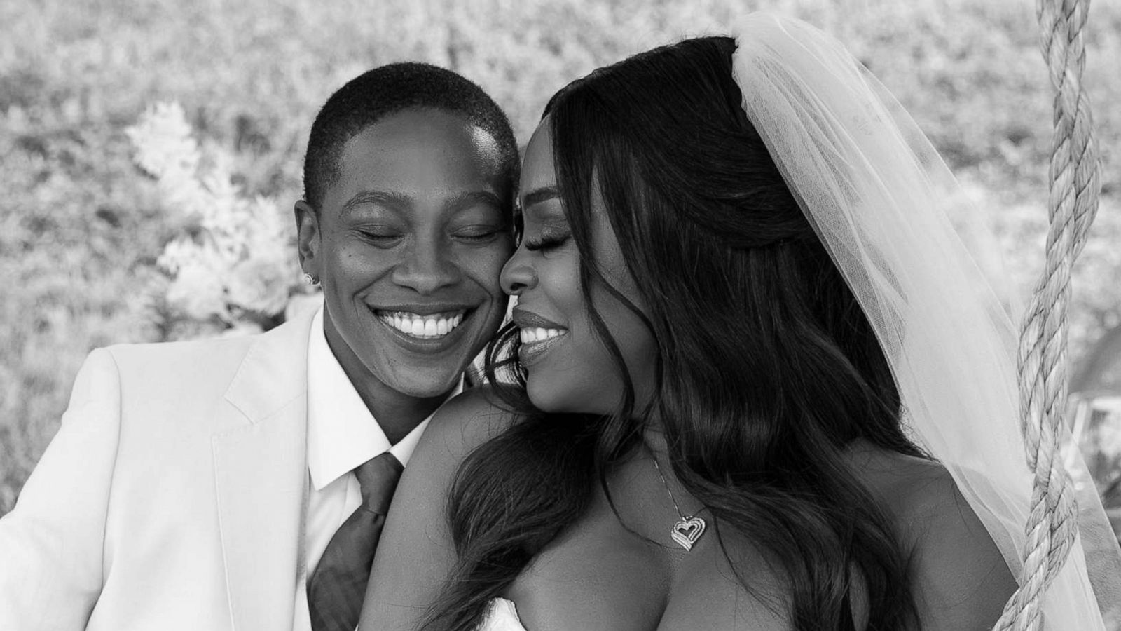 PHOTO: Niecy Nash and Jessica Betts announced in August that they had wed.