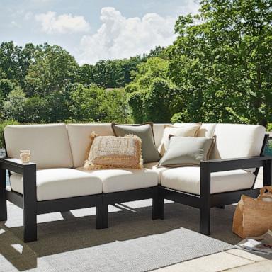PHOTO: Pottery Barn