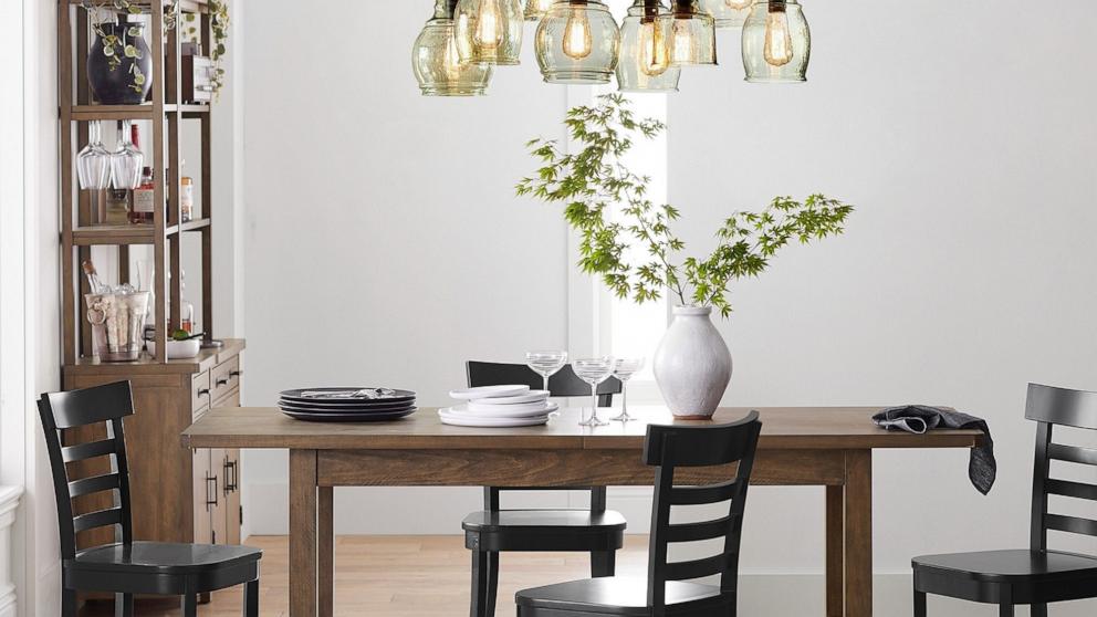 PHOTO: Pottery Barn
