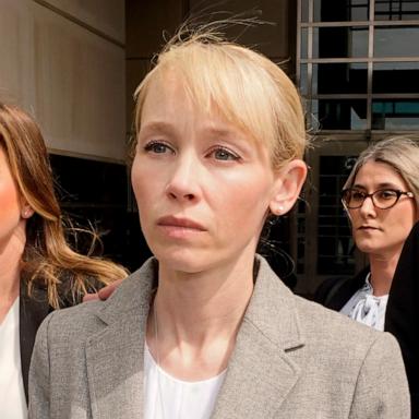 PHOTO: Sherri Papini leaves the federal courthouse after her arraignment in Sacramento, Calif., April 13, 2022. 