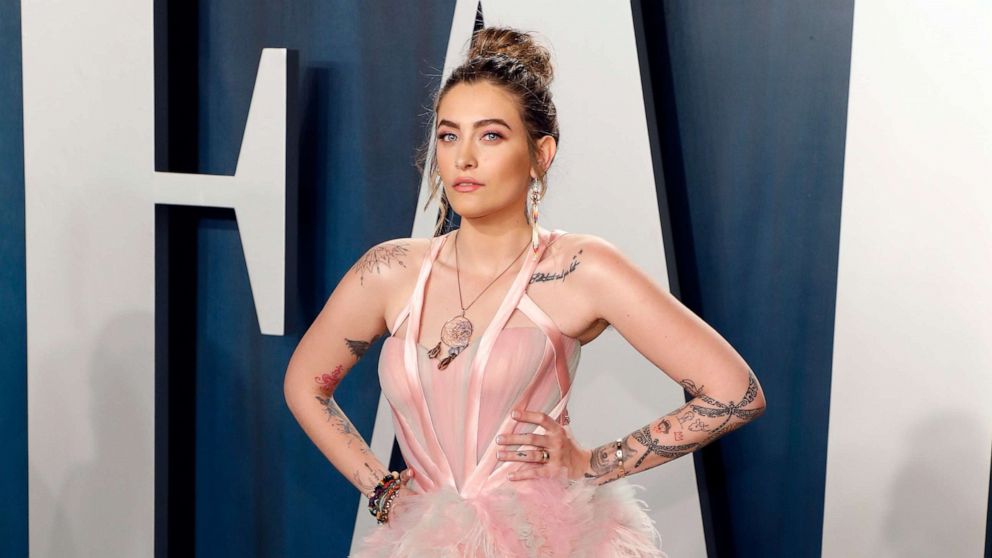 PHOTO: Paris Jackson attends the Vanity Fair Oscar Party at Wallis Annenberg Center for the Performing Arts on Feb. 9, 2020 in Beverly Hills, California.