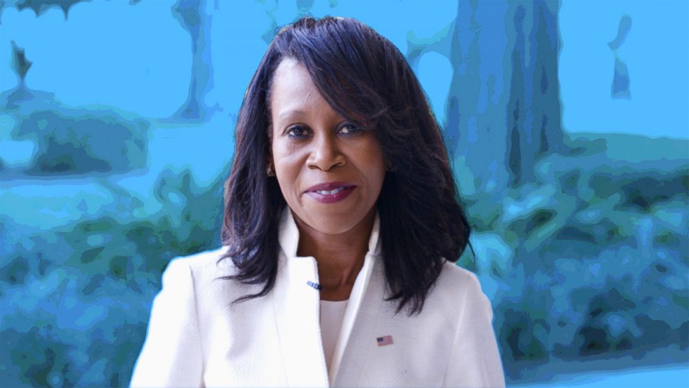 Vennia_Francois_GMA_Women_Who_Run