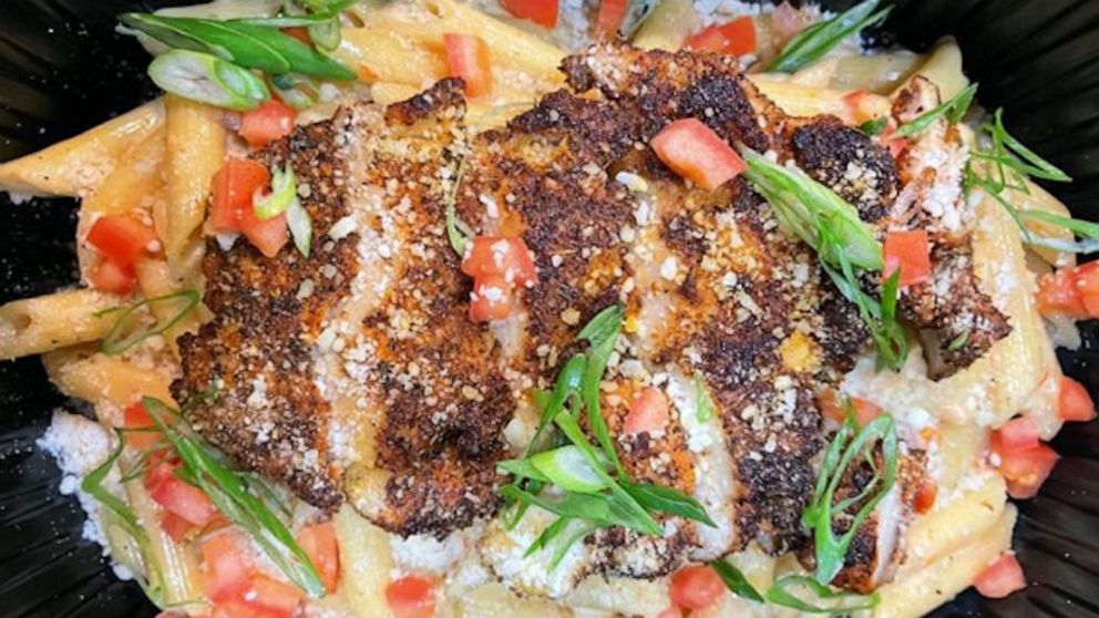 VIDEO: Make Guy Fieri’s cajun chicken alfredo for your Mardi Gras feast