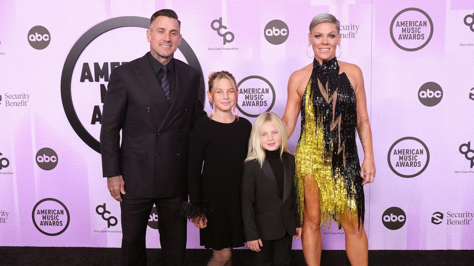 PHOTO: Corey Hart, Willow Sage Hart, Jameson Hart, and P!nk attend the American Music Awards in Los Angeles, CA, Nov. 20, 2022.