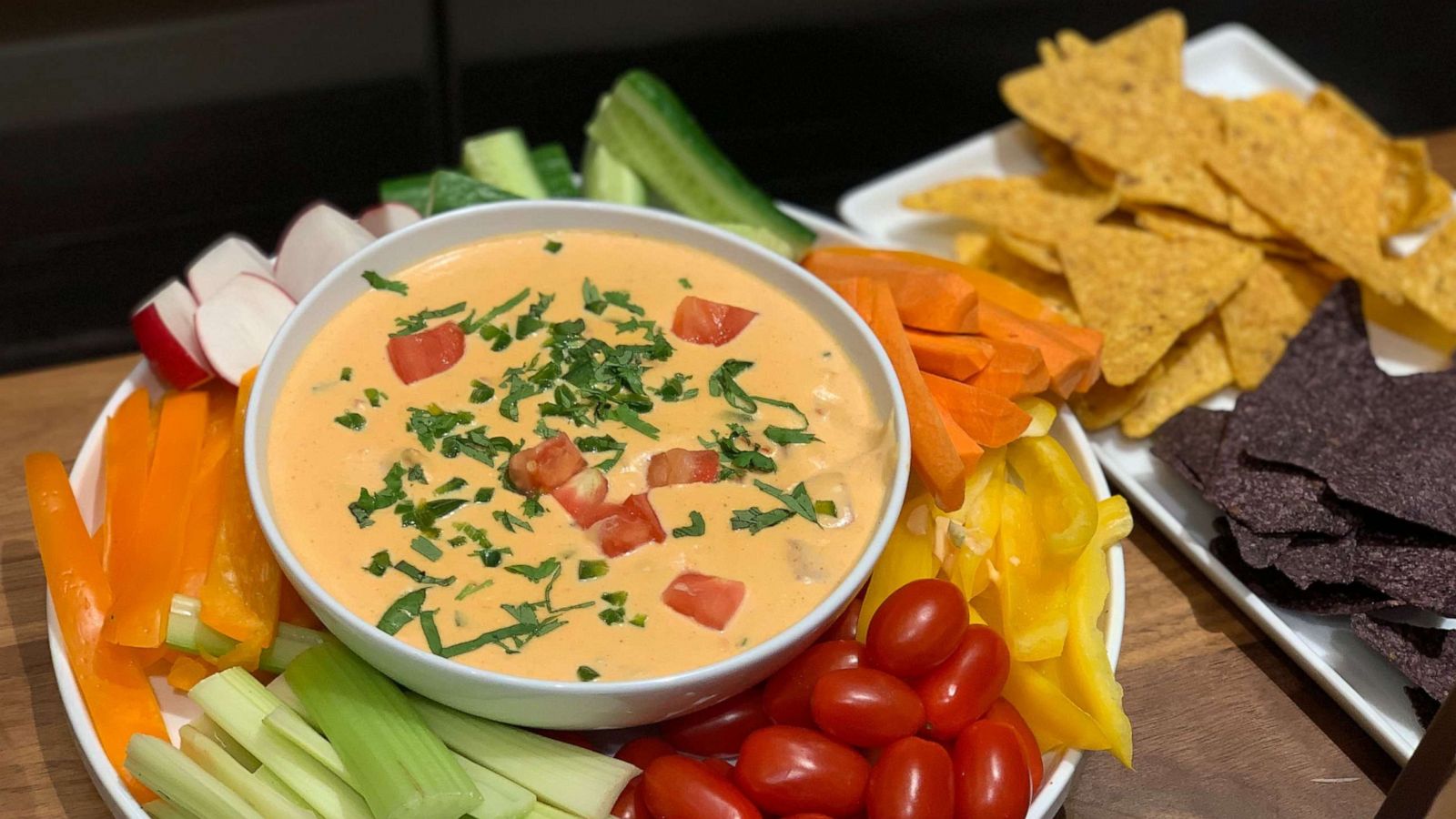 PHOTO: Queso dip made in an Instant Pot by chef Geoffrey Zakarian.