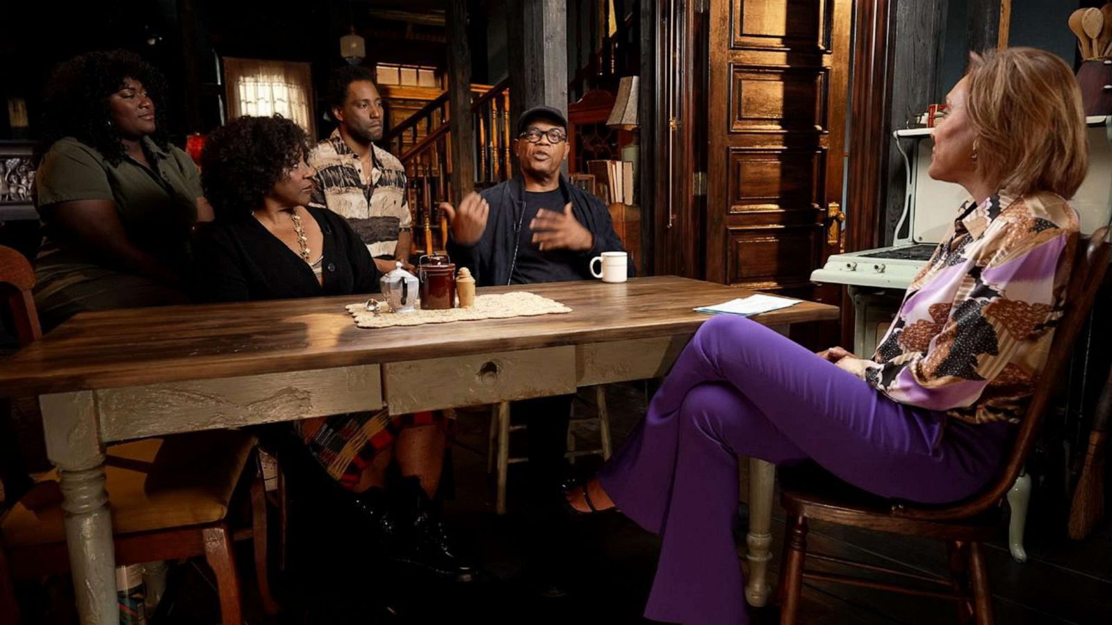 PHOTO: Danielle Brooks, LaTanya Richardson Jackson, John David Washington and Samuel L. Jackson discuss "The Piano Lesson" with Robin Roberts on "GMA." Credit: "Good Morning America"