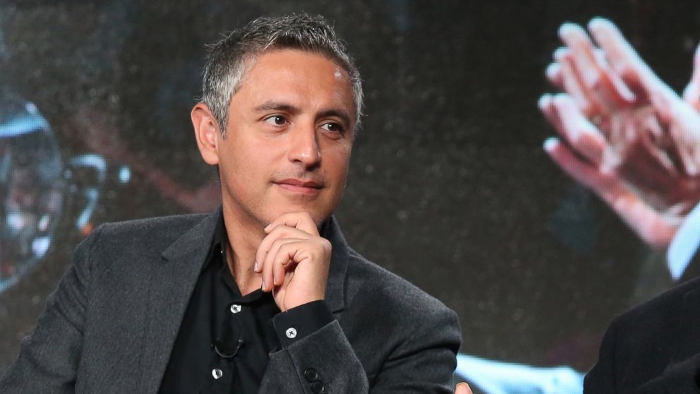 PHOTO: Reza Aslan participates in a panel, Jan. 5, 2016 in Pasadena, Calif.