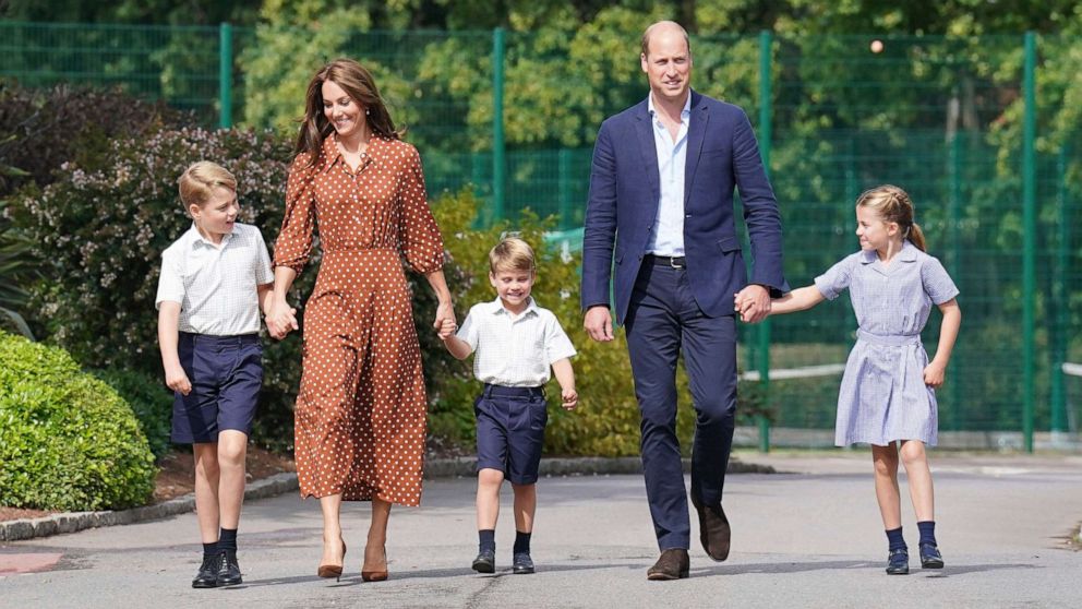 PHOTO: From left, Britain's Prince George, Kate Duchess of Cambridge, Prince Louis, Prince William and Princess Charlotte, arrive for a settling in afternoon at Lambrook School, near Ascot, England, Sept. 7, 2022.