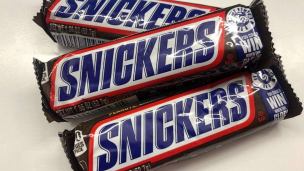 Snickers offers 1 million free candy bars in favor of petition to move ...