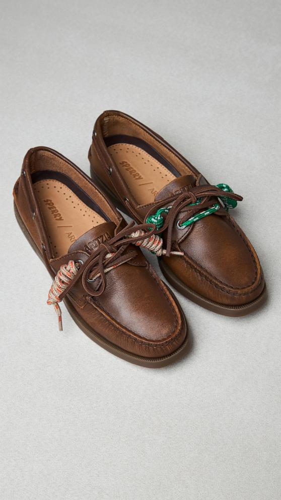 PHOTO: Sperry and Aritzia have teamed up to launch a modern twist on the iconic boat shoe featuring customizable lacing and timeless design.