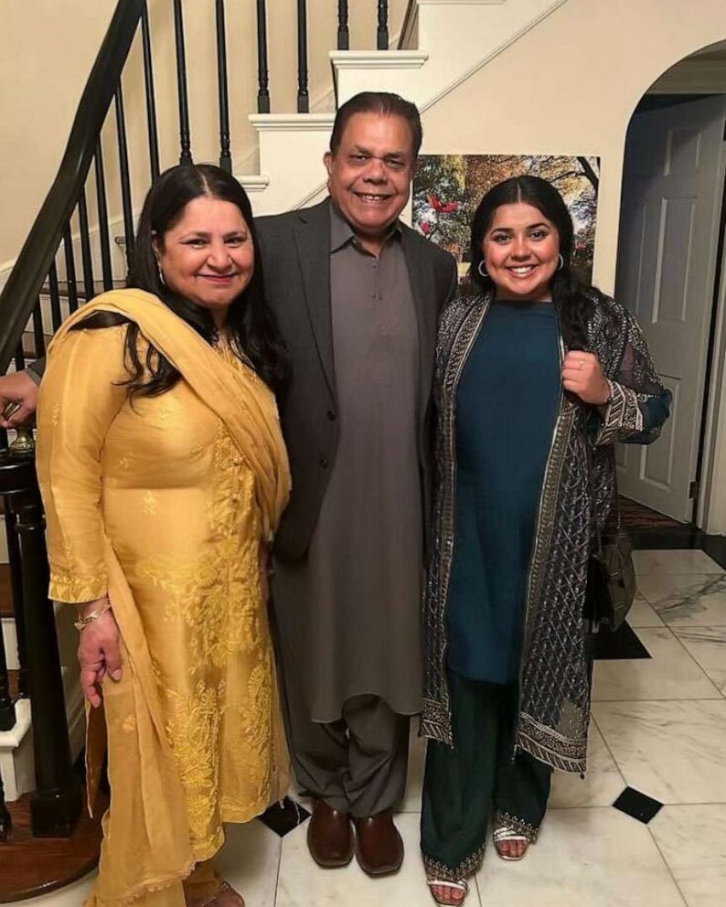 PHOTO: Sana Ansari with her parents, mom Nishat and dad Saud Ansari.