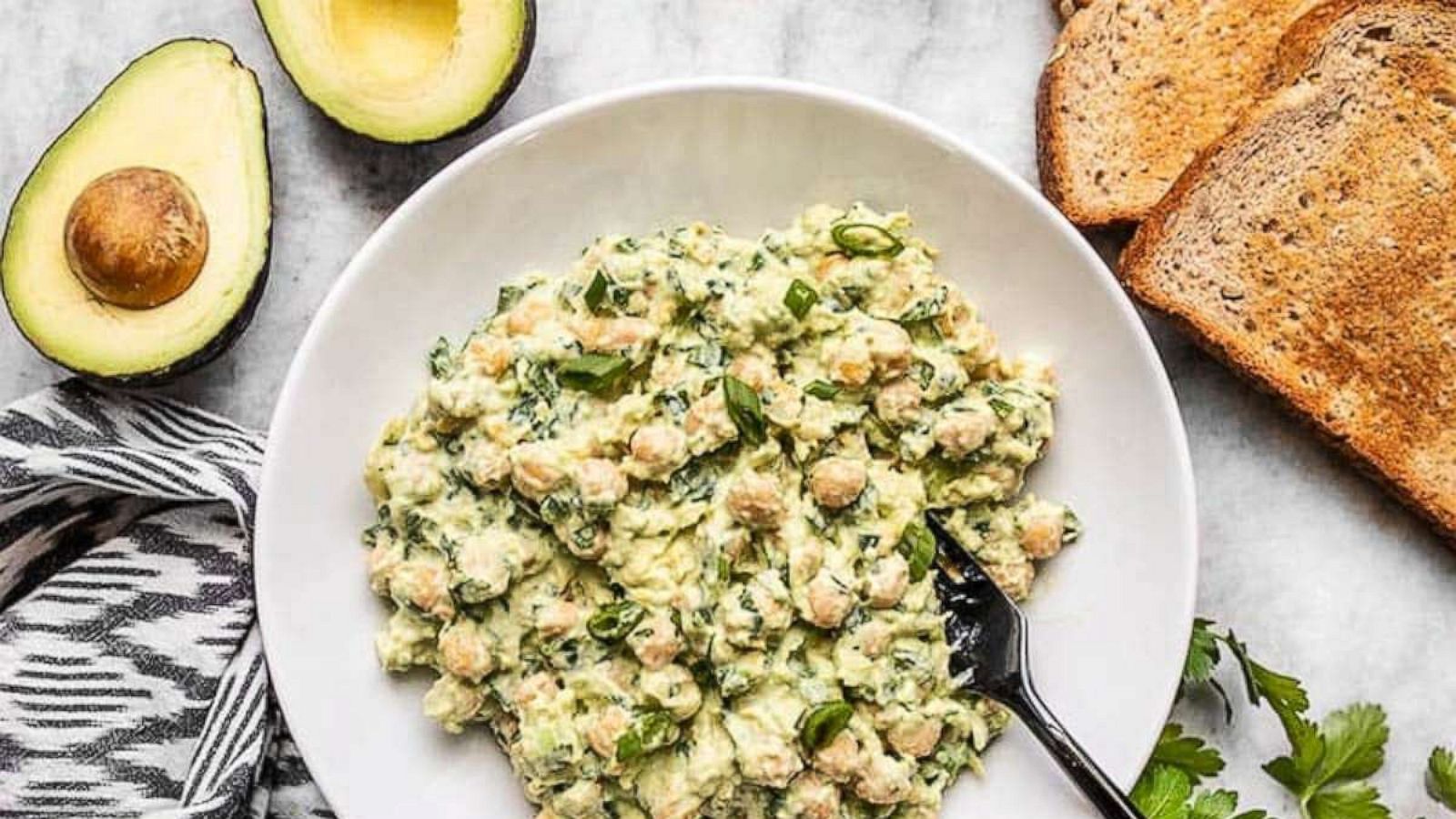 PHOTO: Scallion and herb chickpea salad.