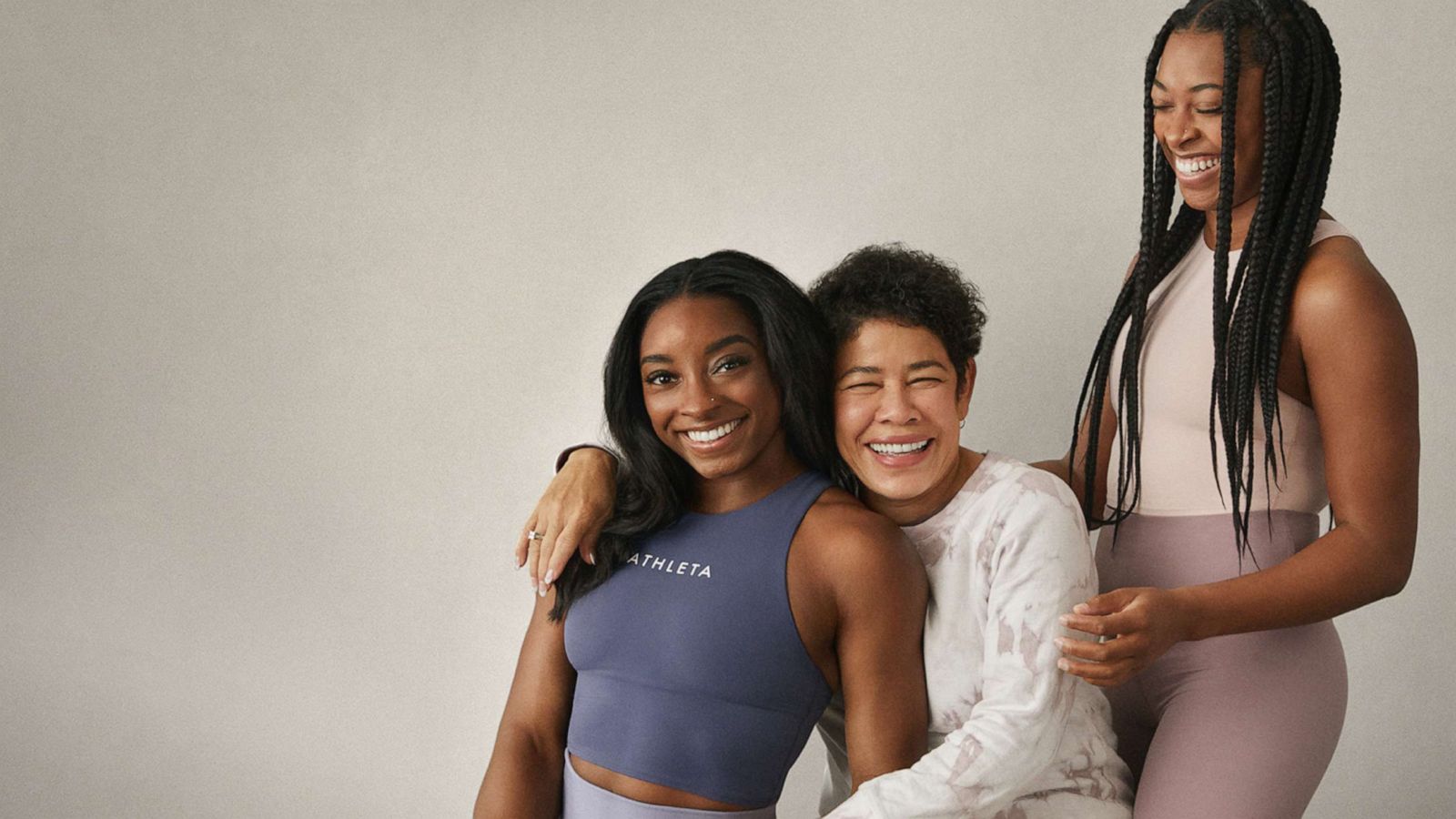 Simone Biles poses with mom, sister for Athleta 'Power of We' campaign -  Good Morning America