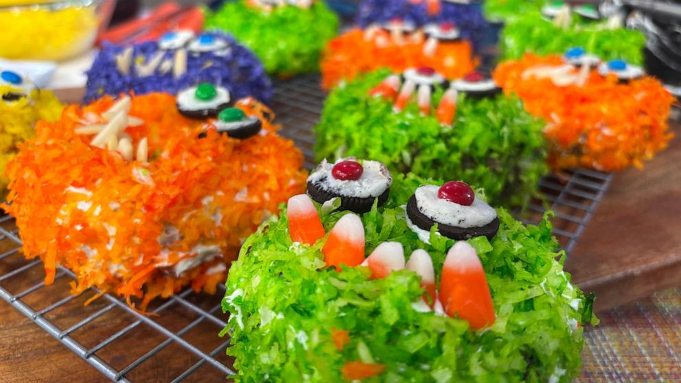 PHOTO: Chef Zac Young drops by "GMA3" to make spooky donuts just in time for Halloween. 