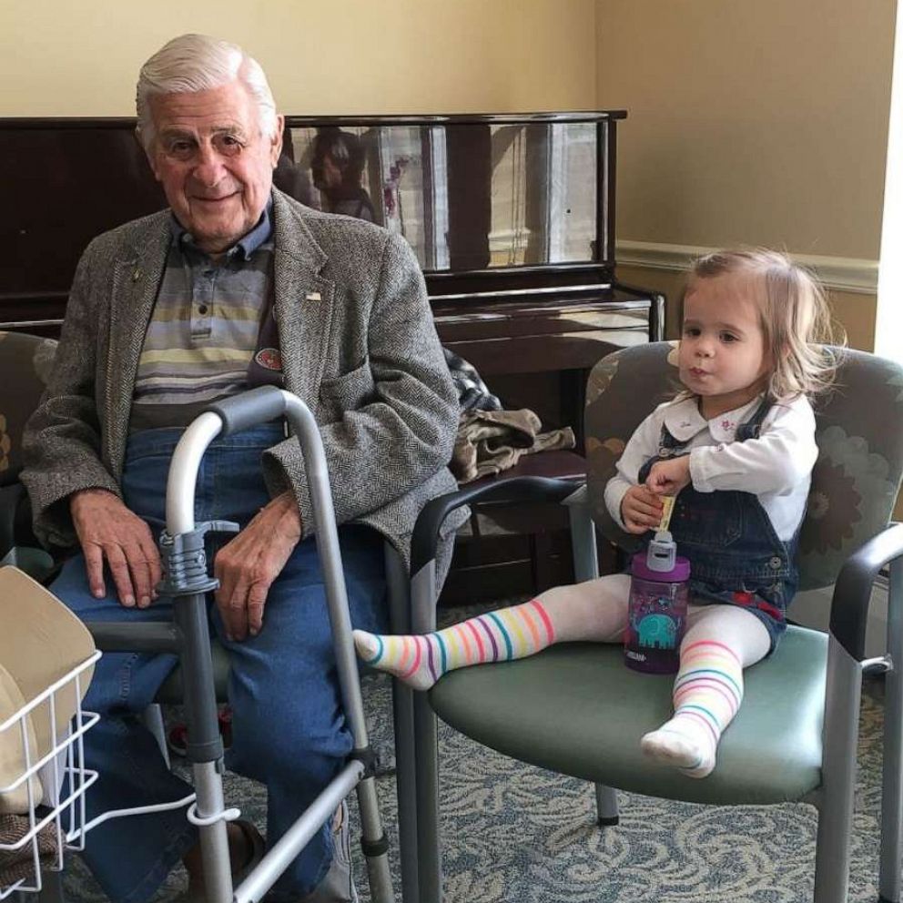 VIDEO: 95-year-old ex-Marine and 3-year-old girl meet in music class and are now BFF