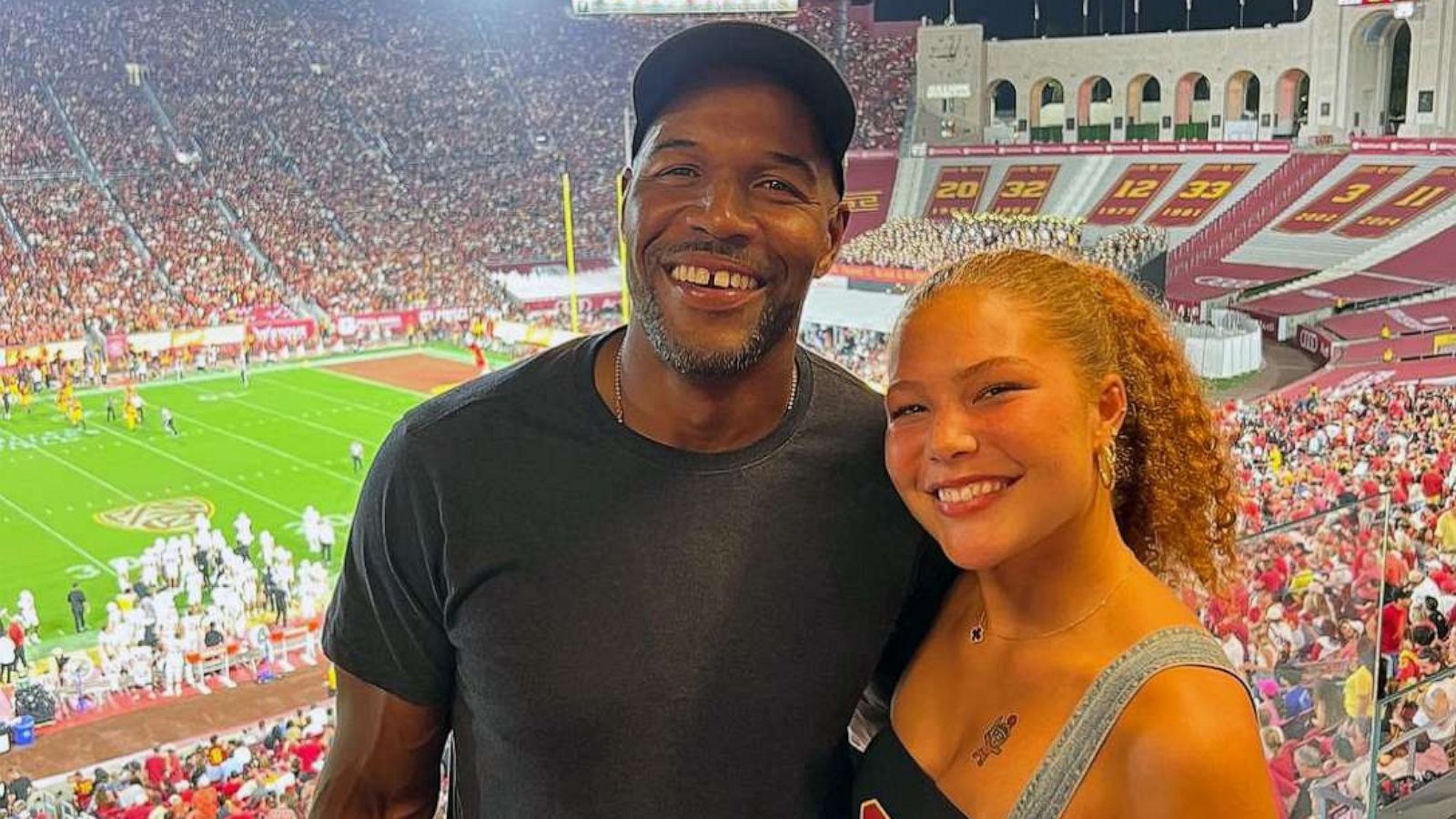 PHOTO: Michael Strahan dropped off his daughter, Isabella, to start her freshman year at the University of Southern California and shared a photo of the two taking in a football game.