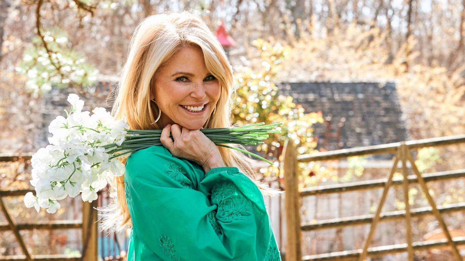 PHOTO: Christie Brinkley X HSN