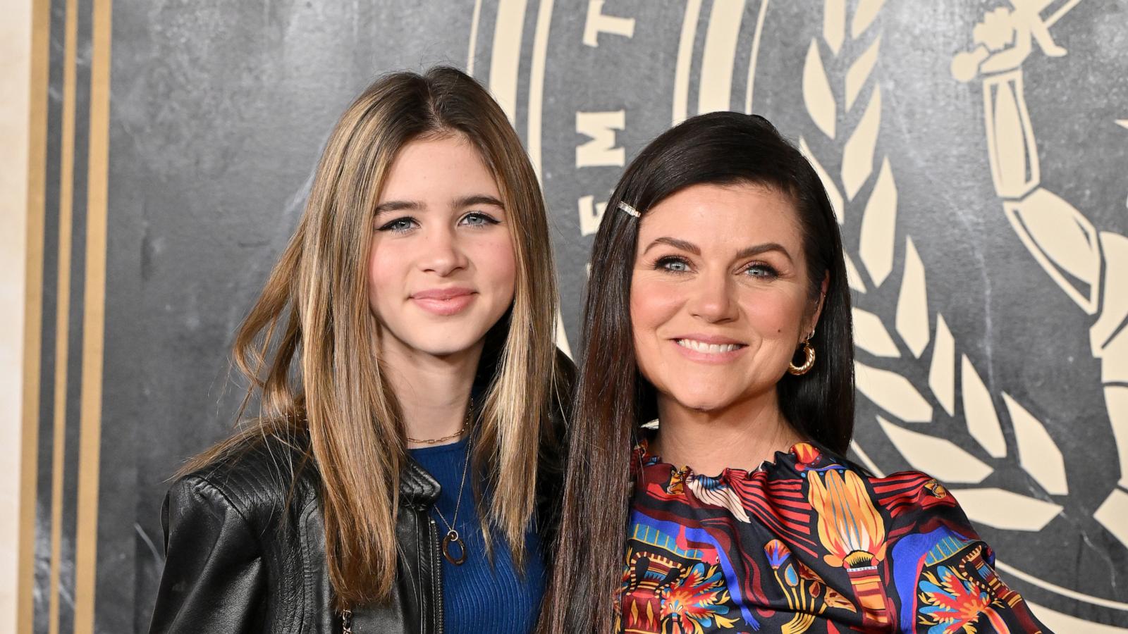 PHOTO: Harper Renn and Tiffani Thiessen attend "The Hunger Games: The Ballad Of Songbirds & Snakes" Los Angeles Premiere at TCL Chinese Theatre on Nov. 13, 2023 in Hollywood, Calif.