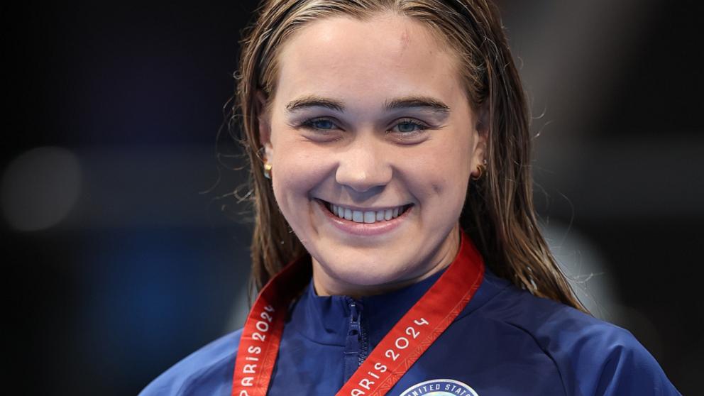 PHOTO: Silver medalist Alexandra Truwit poses for a photo during the Para Swimming Women's 400m Freestyle S10 Medal Ceremony on day eight of the Paris 2024 Summer Paralympic Games at Paris La Defense Arena on Sept. 5, 2024 in Nanterre, France.