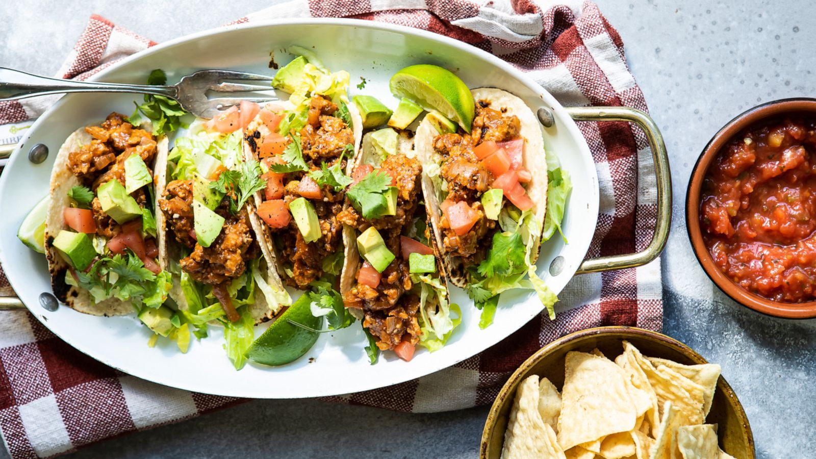 PHOTO: Easy and healthy ground turkey tacos with avocado, salsa and other toppings.