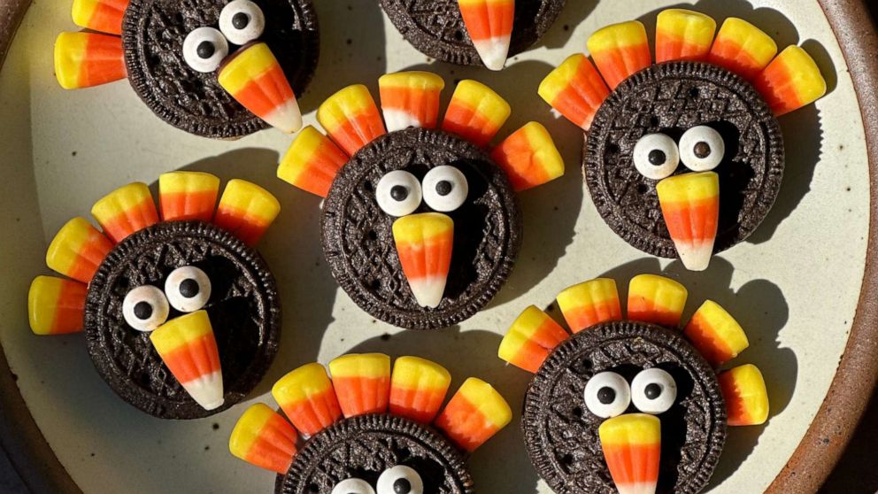 How to make thanksgiving oreo turkey cookies