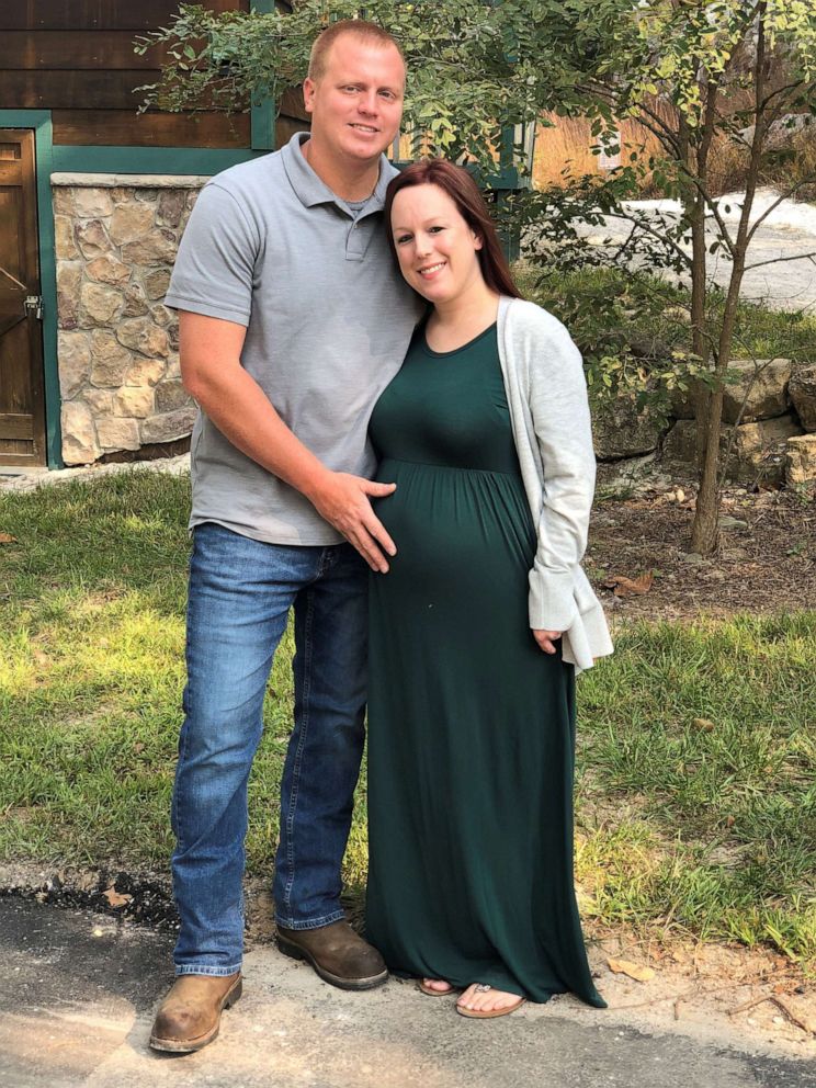 PHOTO: Vanessa Alfermann poses with her husband while pregnant with her second child, who passed away shortly after birth.