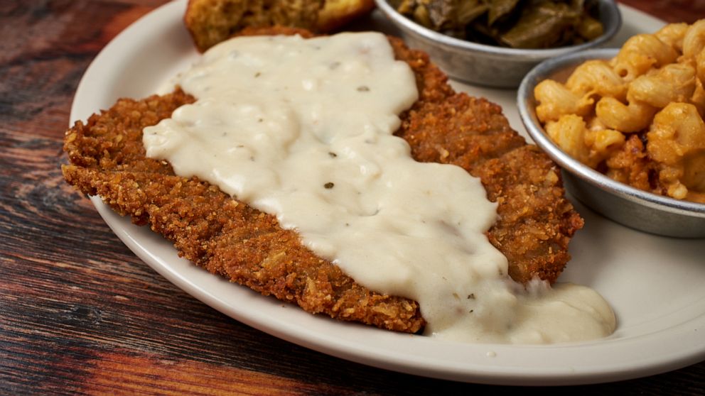PHOTO: Chicken fried steak with country gravy from Virgil's Real BBQ in New York City.