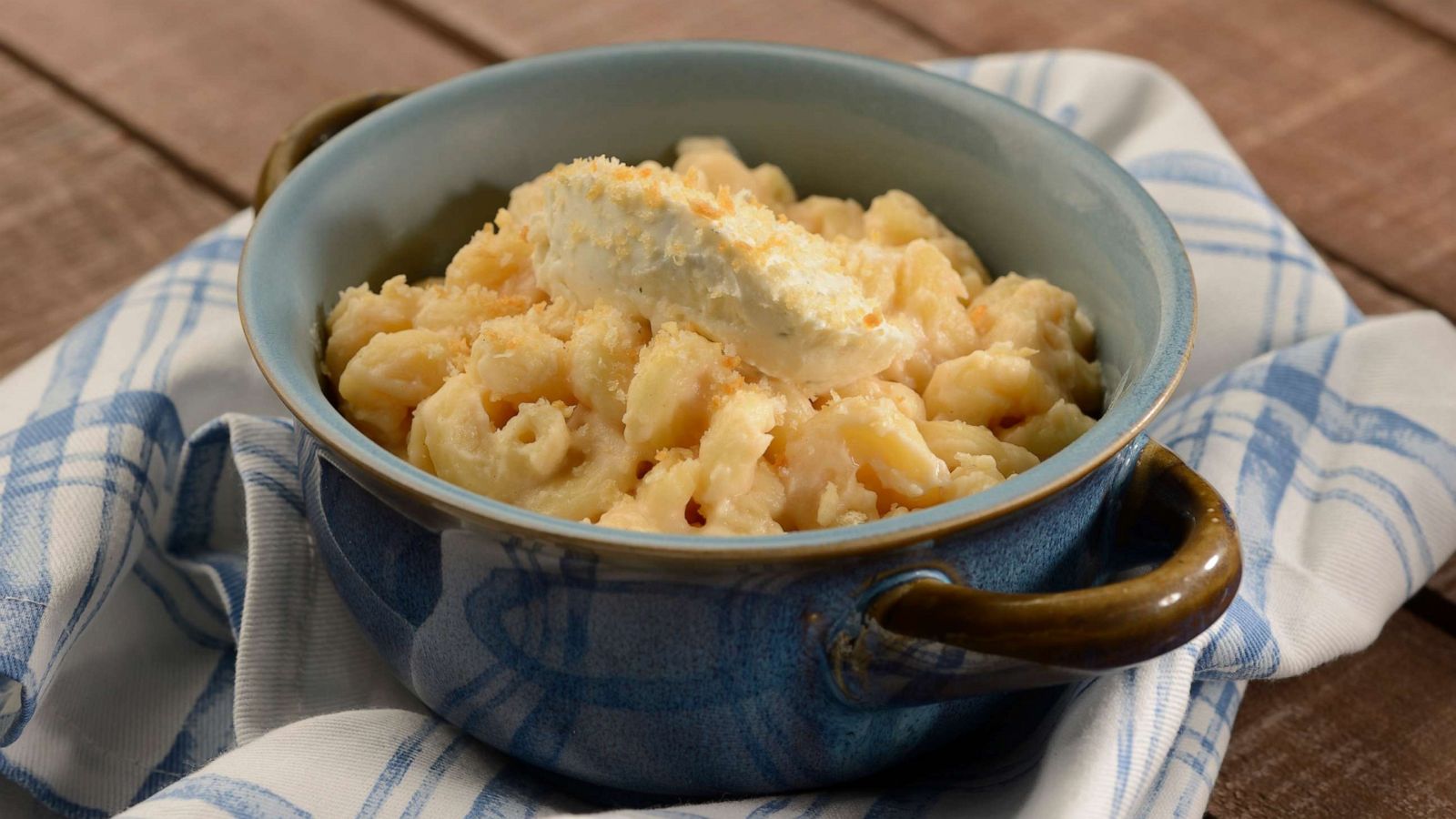 PHOTO: Gourmet Macaroni and Cheese with Boursin Garlic & Fine Herbs Cheese from the 2020 Taste of EPCOT International Food & Wine Festival.