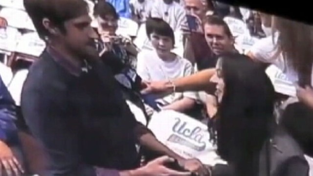VIDEO: A mans marriage proposal at a UCLA basketball game gets rejected.