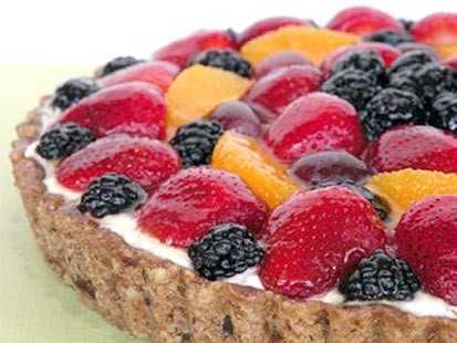 PHOTO: Chef Amy Green prepares a gluten-free fruit tart.