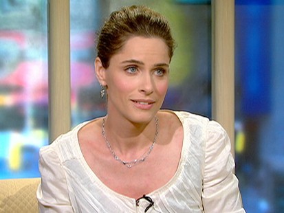 Amanda Peet