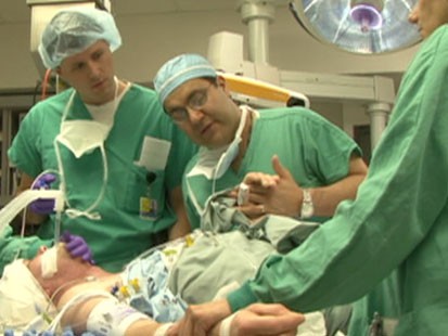 Dr. Alfredo Quinones