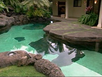 VIDEO: "GMA" gets an exclusive look at the familys vacation home in Hawaii.