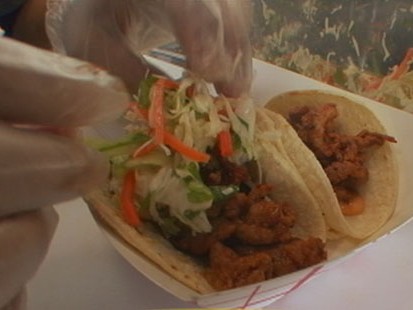 VIDEO: Chefs Serve Up Delicious Eats From Food Carts