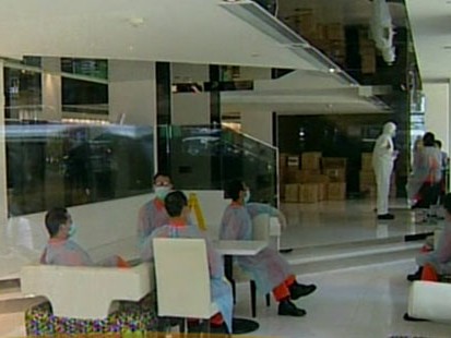 VIDEO: Hundreds under lock down after one guest tests positive for swine flu.