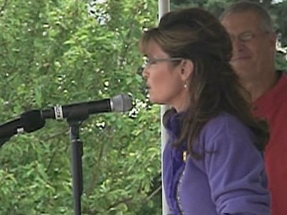 VIDEO: Sarah Palin Says Farewell to Alaska Governors Office With Picnic Tour