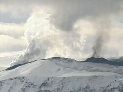 VIDEO: 1.5 mile-wide crater wreaks havoc across 1,200-mile area.