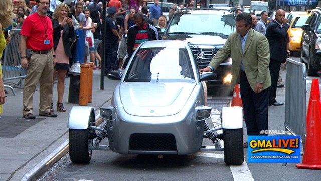 Three Wheel Car The Elio Gets 84 Miles Per Gallon Due To Slender The Elio Gets 84 Miles Per Gallon