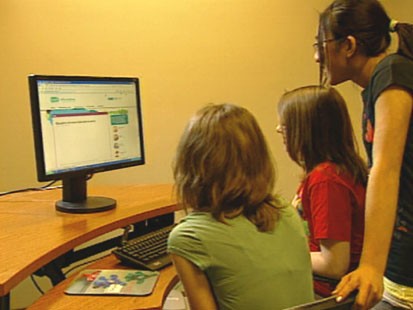 VIDEO: The Girl Scouts teamed up with Microsoft to create a cyber safety Web site.