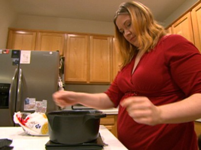 VIDEO: A new study suggests that some pregnant women shouldnt gain any weight.